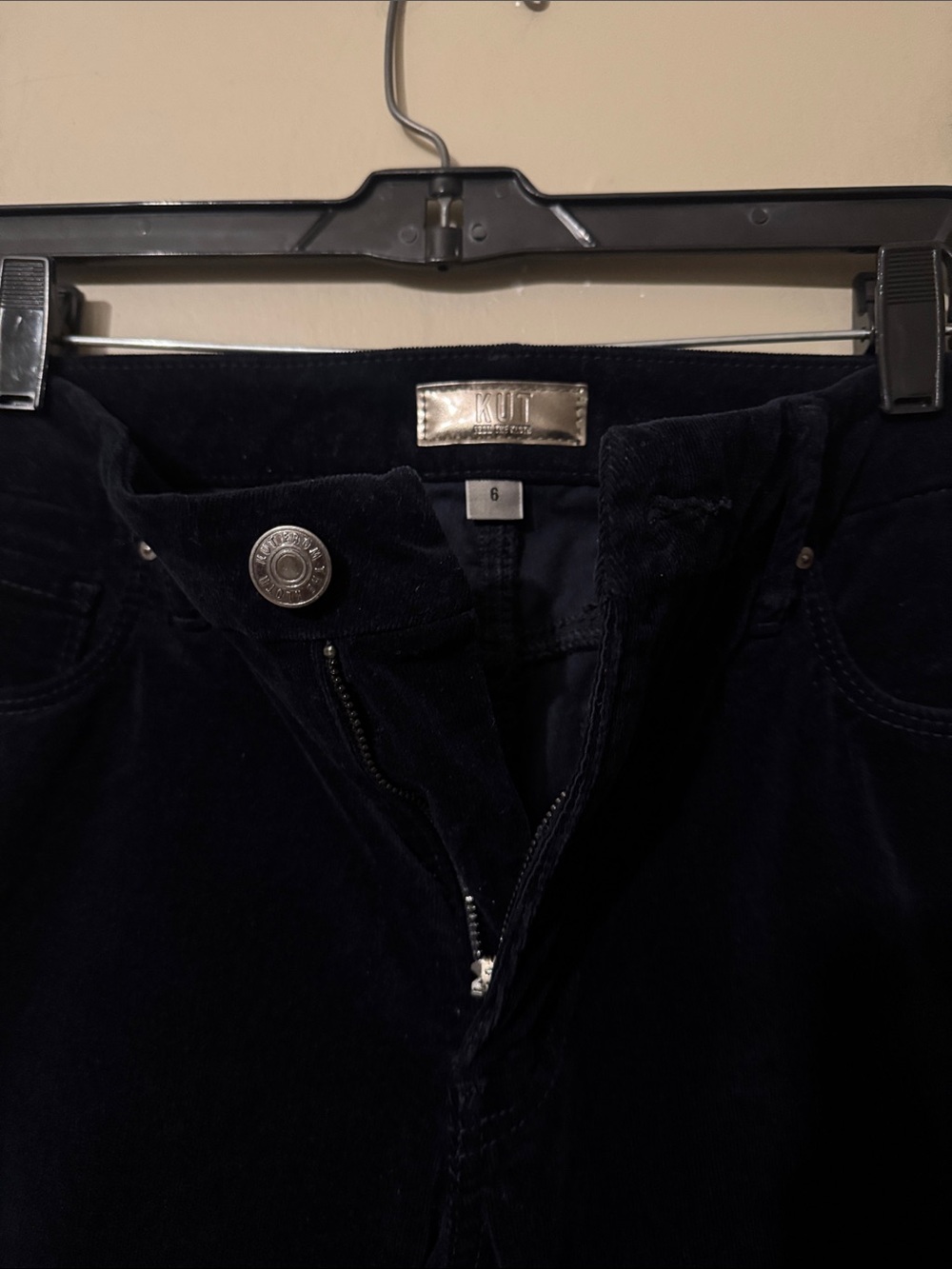 NWOT- KUT from the Kloth Meg Corduroy High-Rise Wide Leg, Navy, size 6 - Picture 9 of 12